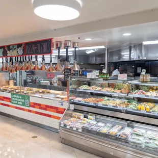 Mollie Stone&apos;s Market Deli in Burlingame