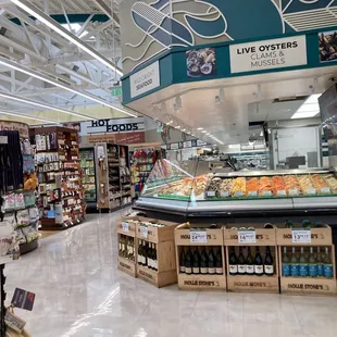 the inside of a grocery store