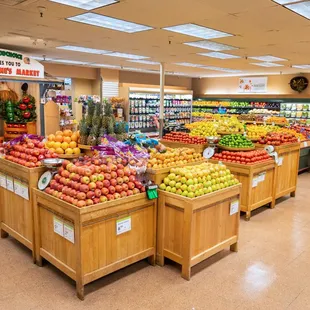 Mollie Stone's Markets Produce in Palo Alto