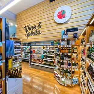 Mollie Stone's Tower Market Wine, Beer and Liquor in Twin Peaks San Francisco