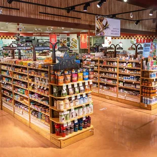 Mollie Stone's Markets Vitamin and Beauty in San Mateo