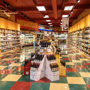 Mollie Stone's Markets Wine, Beer, Liquor in San Mateo