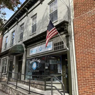 Front picture of place #amazingmolli