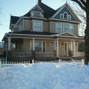 Molly Brown Inn