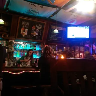 A chill neighborhood bar. No pretense. Check that shit at the door.