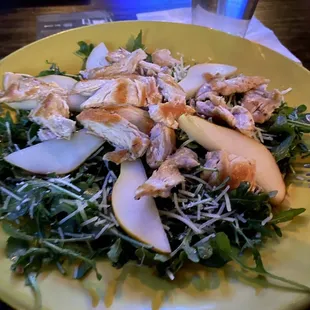 They forgot the dressing...