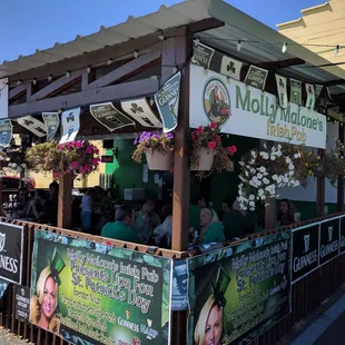 Outside patio at Molly Molone's Irish Pub, Davis Island, South Tampa