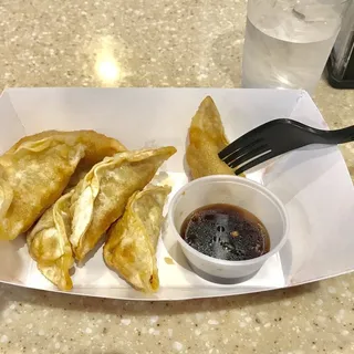 6 Pork Gyoza