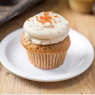 Classic Molly's Carrot Cupcake