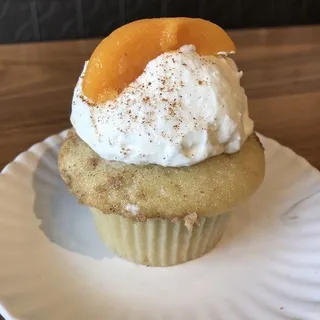 Peach Cobbler Cupcake