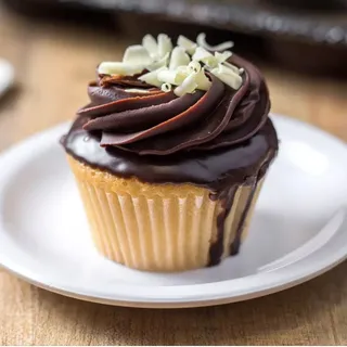 Boston Cream Cupcake