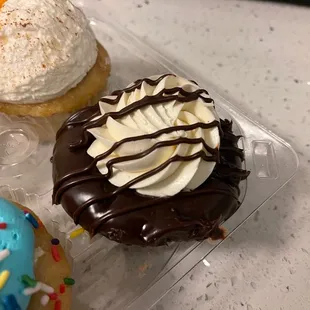 Flourless cupcake