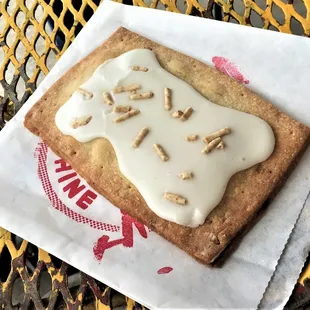 Lemon ice box pie pop tart