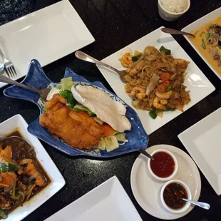 Ginger Angel with chicken, Fish Two Ocean, Drunken Noodles with shrimp, and Red Curry with beef. All delicious.