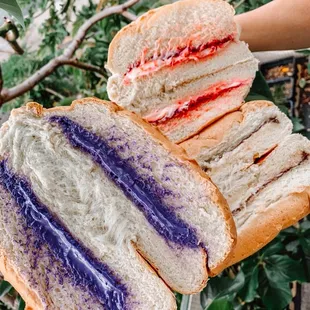 ube, strawberry cream cheese, cinnamon butter ($10)
