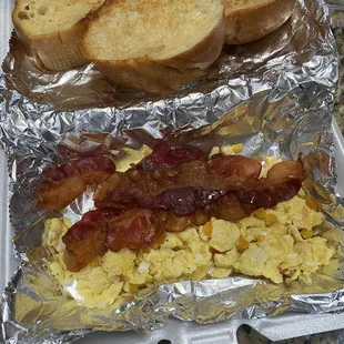 Bacon scrambled egg combo!!