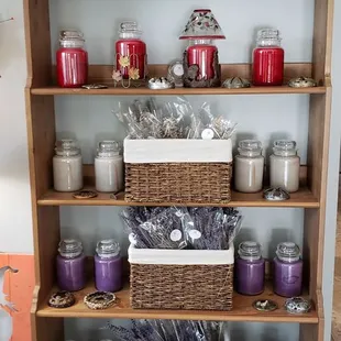 Lavender, Vanilla/Orchid, Christmas and Balsm Fir candles