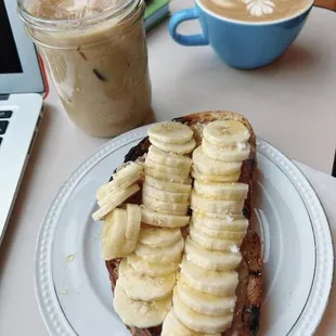 Almond Butter Banana toastie