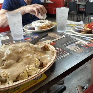 a plate of food with gravy