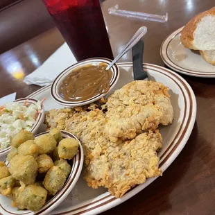 My chicken fried steak with the two sides along with substituted. brown gravy.   So good.
