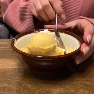 Mango ice cream