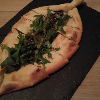 Fig and Arugula Pide Lunch