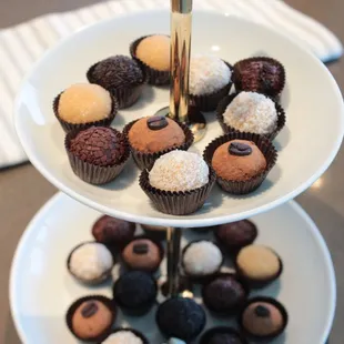 We cater for any event on O`ahu, with options for customized set-up and delivery.