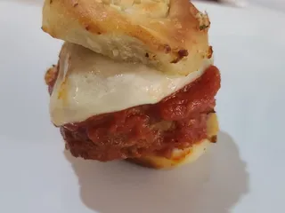 Super Sardo's Pizza