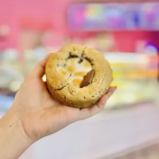Giant cookies