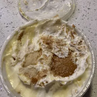 The smooth and creamy banana puddin!