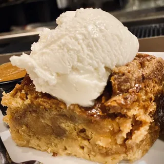 Donut Bread Pudding A La Mode