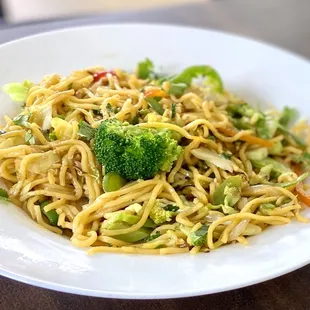Veggie chow mein