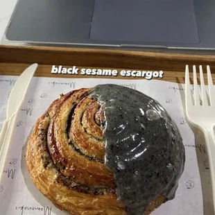 Black Sesame Escargot