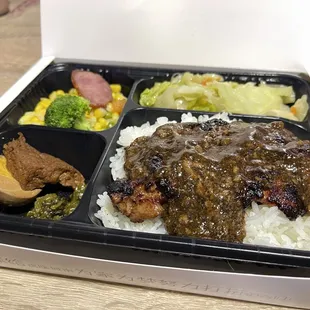 Black Pepper Chicken Bento
