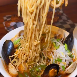 noodle dish, ramen and noodles, noodle soup, noodles, ramen, food