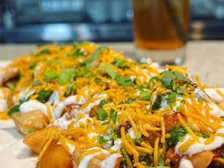 Everest Kitchen
