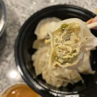 Juicy Chicken Momo