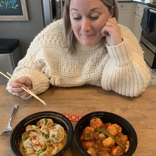Jhol Pork Momo