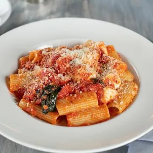 a plate of pasta