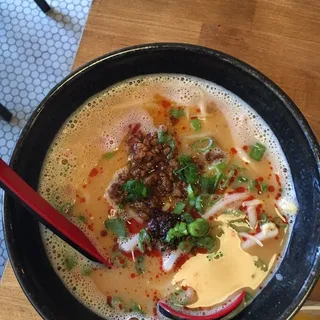 D7. Dan Dan Ramen