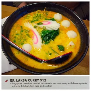 E5. Laksa Curry Noodle