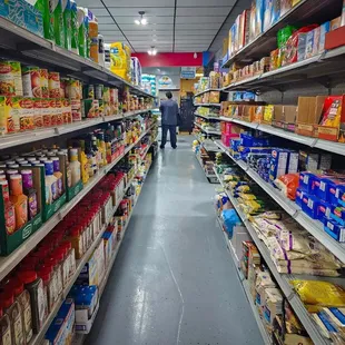 a grocery store aisle