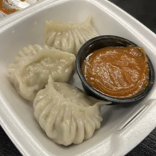 Side Momo