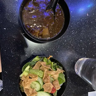 the apps that are complimentary to the pad se ew (beef stew &amp; wasabi salad)