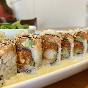 Salmon roll