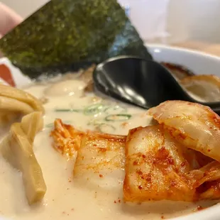 Kimchi tonkatsu ramen