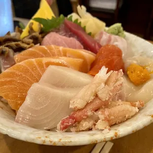 Chirashi bowl