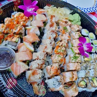 sushi, sashimi, sushi and sashimi, food