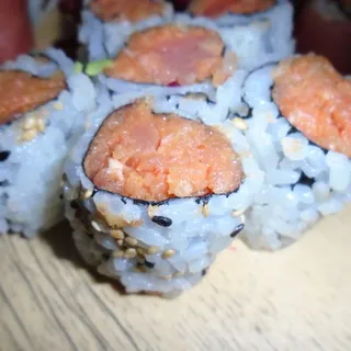*Spicy Tuna Roll