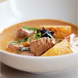 Massaman Beef Curry